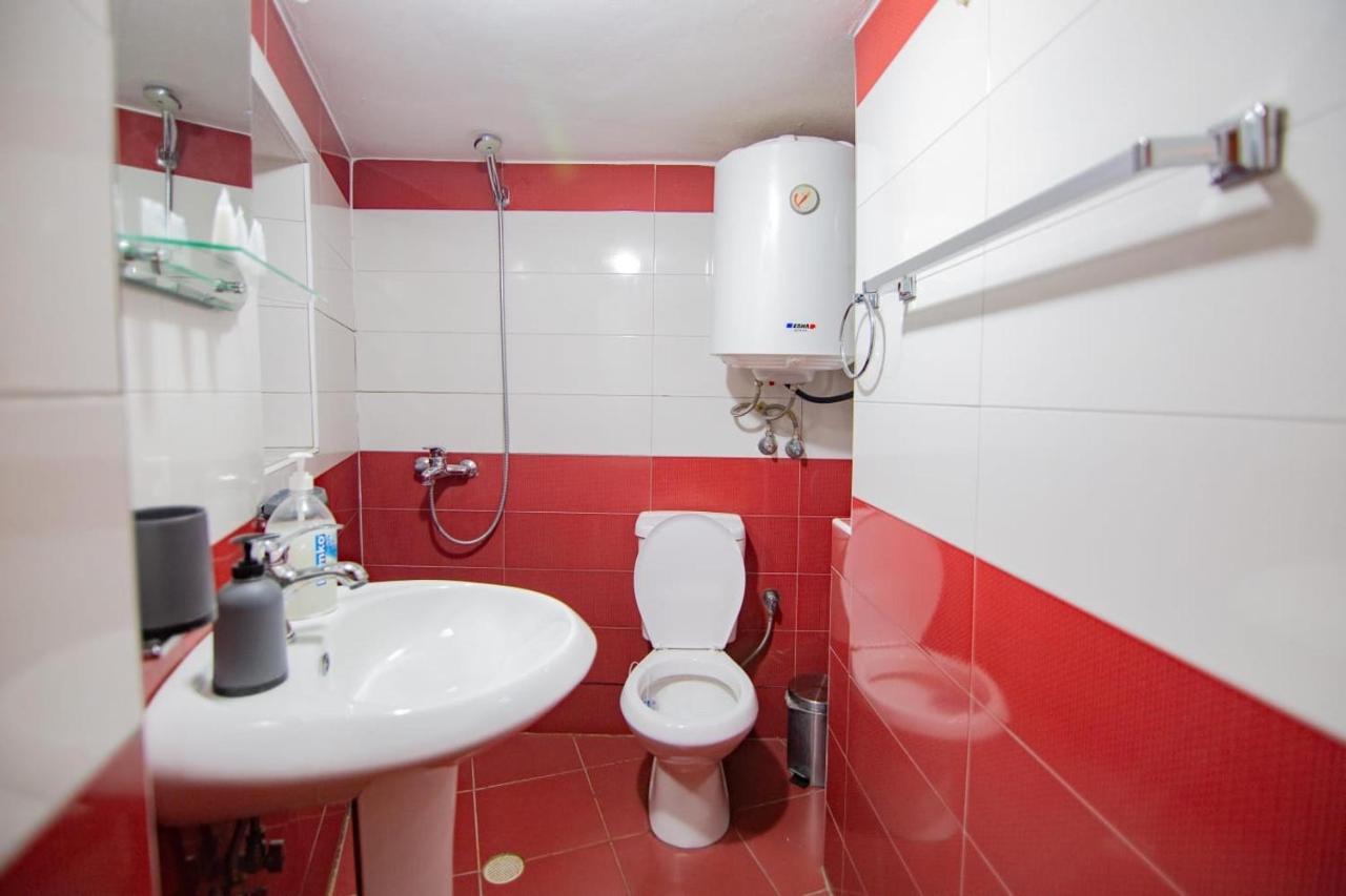 Villa Elezi Korce Extérieur photo