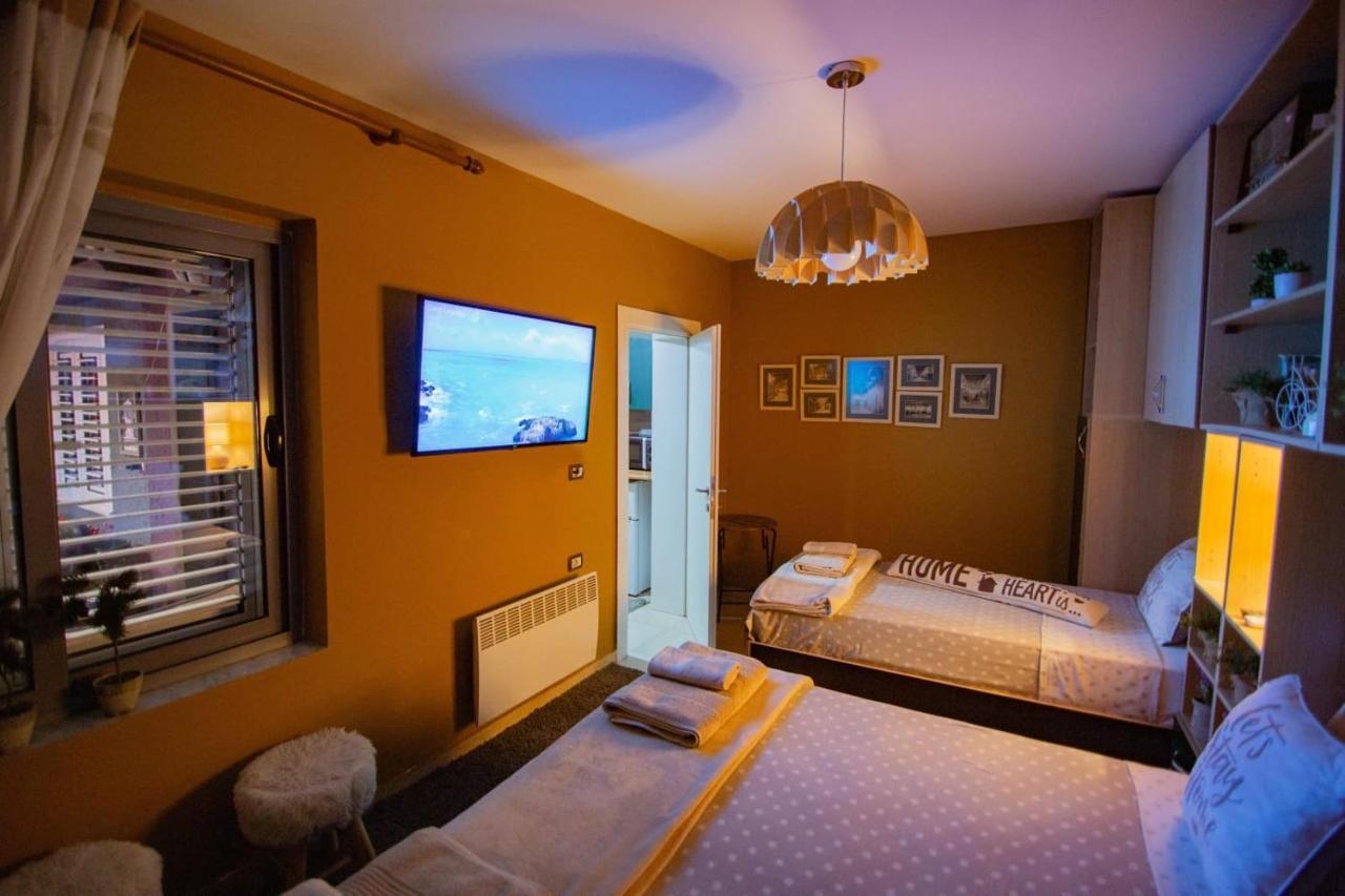 Villa Elezi Korce Extérieur photo